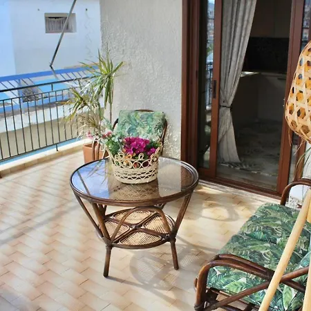 Apartament Suiteviewporos
